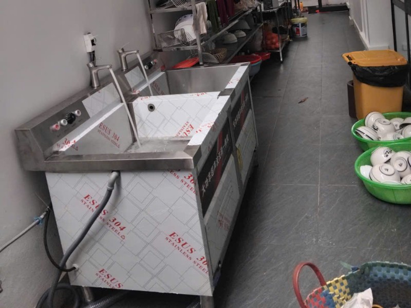 Cung cấp máy rửa bát công nghiệp sóng âm tại Quảng Bình giá tốt