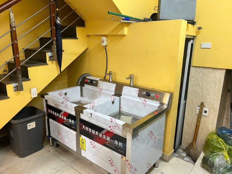 Cung cấp máy rửa chén bát công nghiệp tại Bình Dương giá tốt