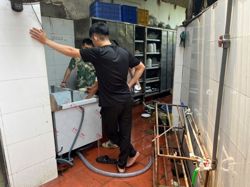 hình ảnh thực tế lắp đặt máy rửa bát sóng âm công nghiệp tại hạ long