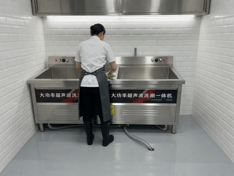 Cung cấp máy rửa chén bát công nghiệp tại Tiền Giang giá tốt